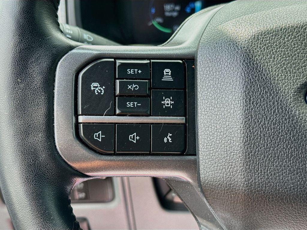 2024 Ford F-150 Lightning Flash