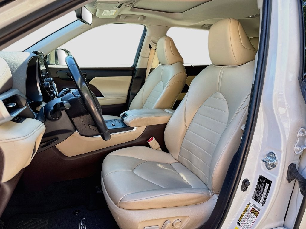 2022 Toyota Highlander XLE