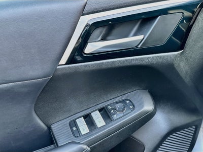 2023 Mitsubishi Outlander SE Black Edition