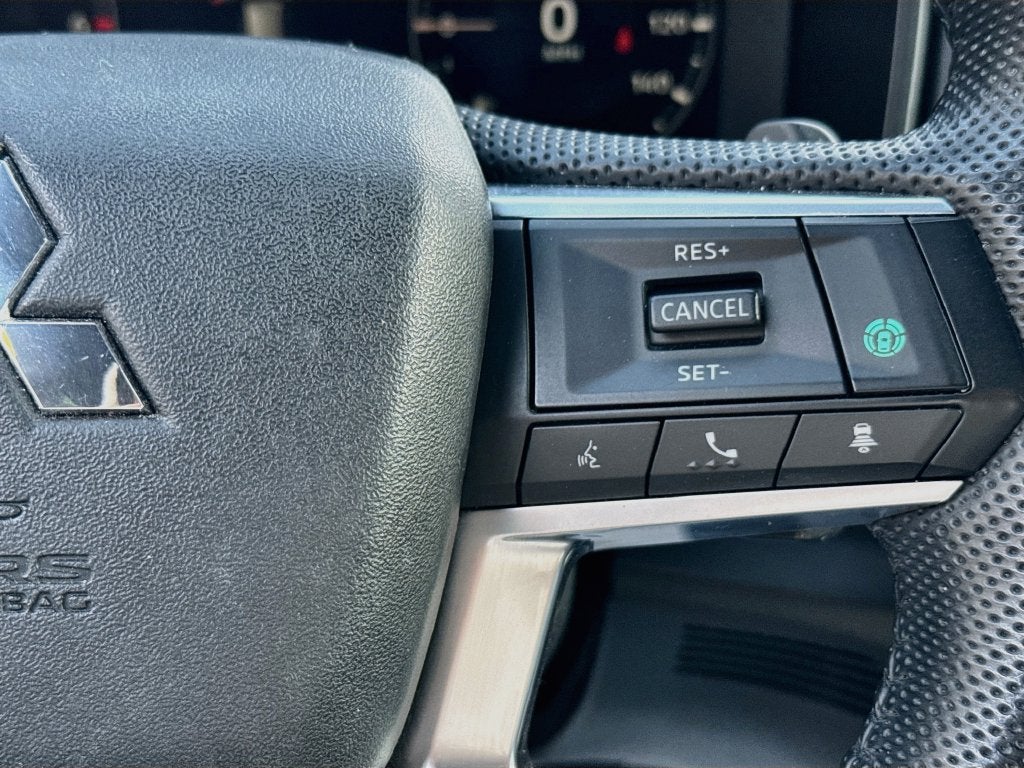 2023 Mitsubishi Outlander SE Black Edition