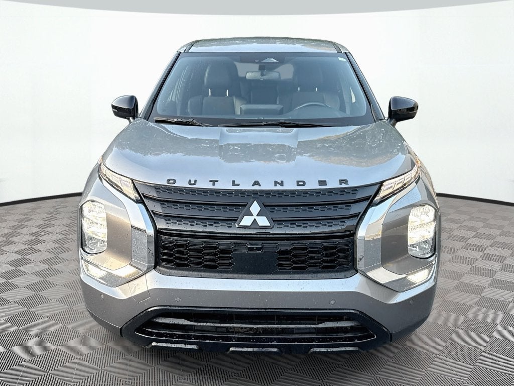 2023 Mitsubishi Outlander SE Black Edition