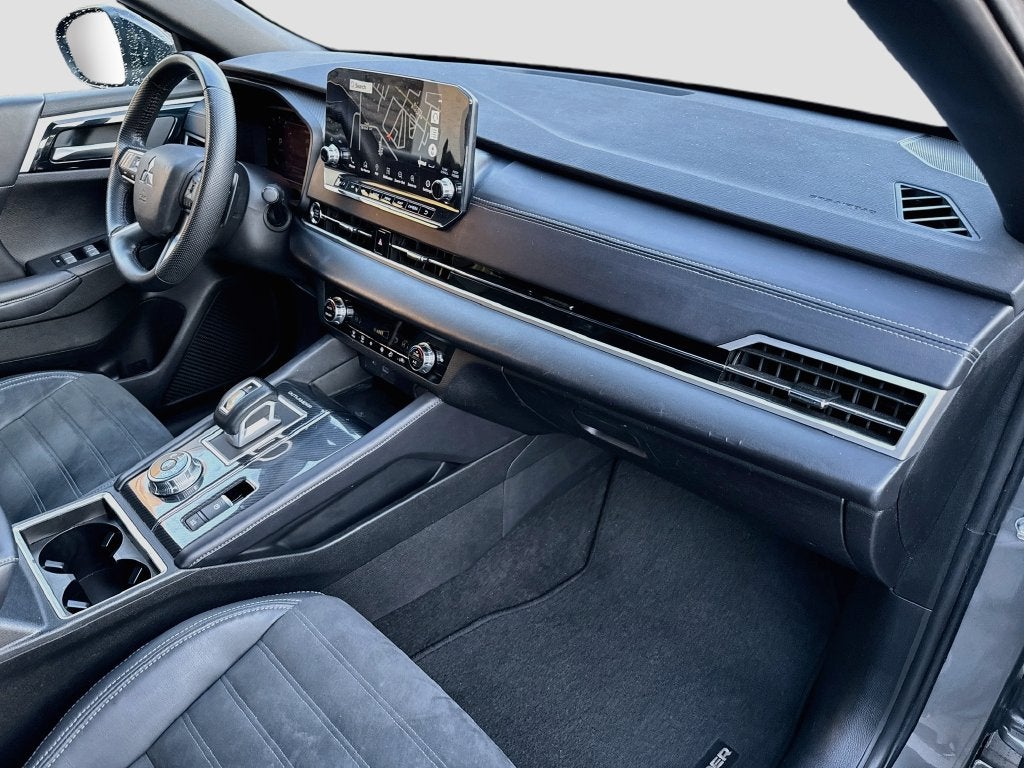 2023 Mitsubishi Outlander SE Black Edition