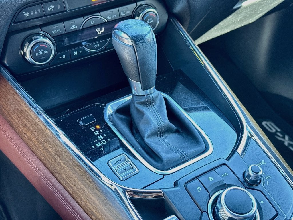 2018 Mazda Mazda CX-9 Signature
