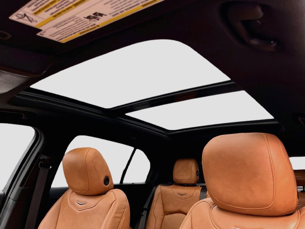 2023 Cadillac XT4 FWD Premium Luxury