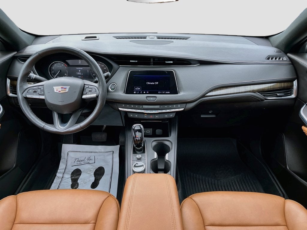 2023 Cadillac XT4 FWD Premium Luxury