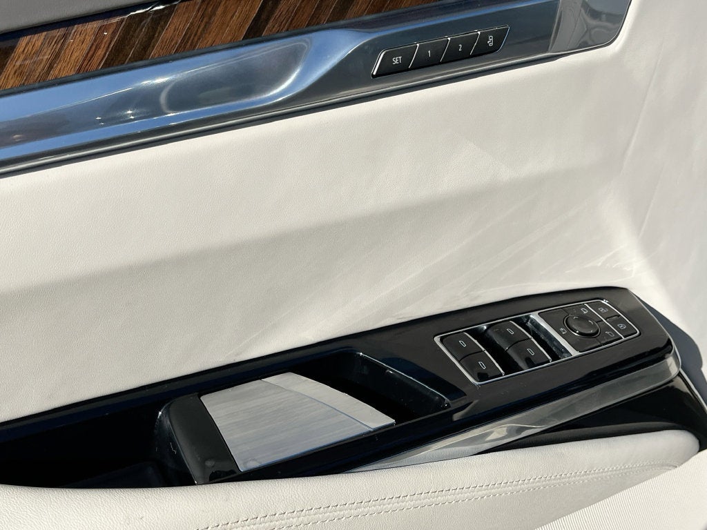2026 Cadillac Escalade Platinum Luxury