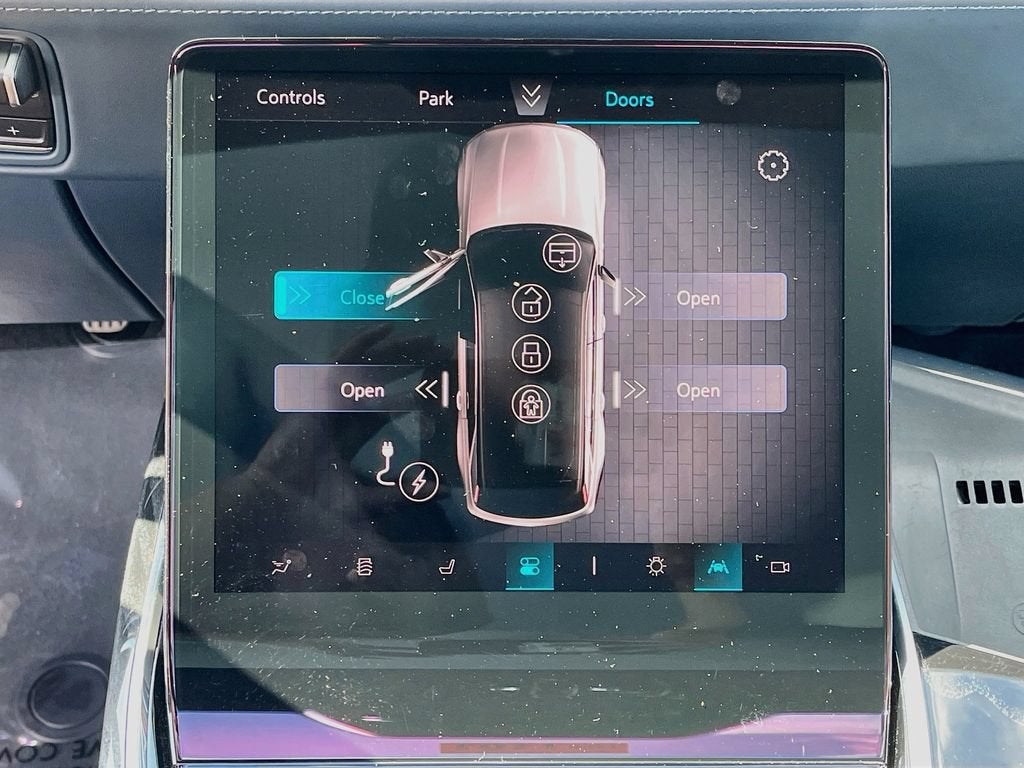 2025 Cadillac ESCALADE IQ Luxury 2