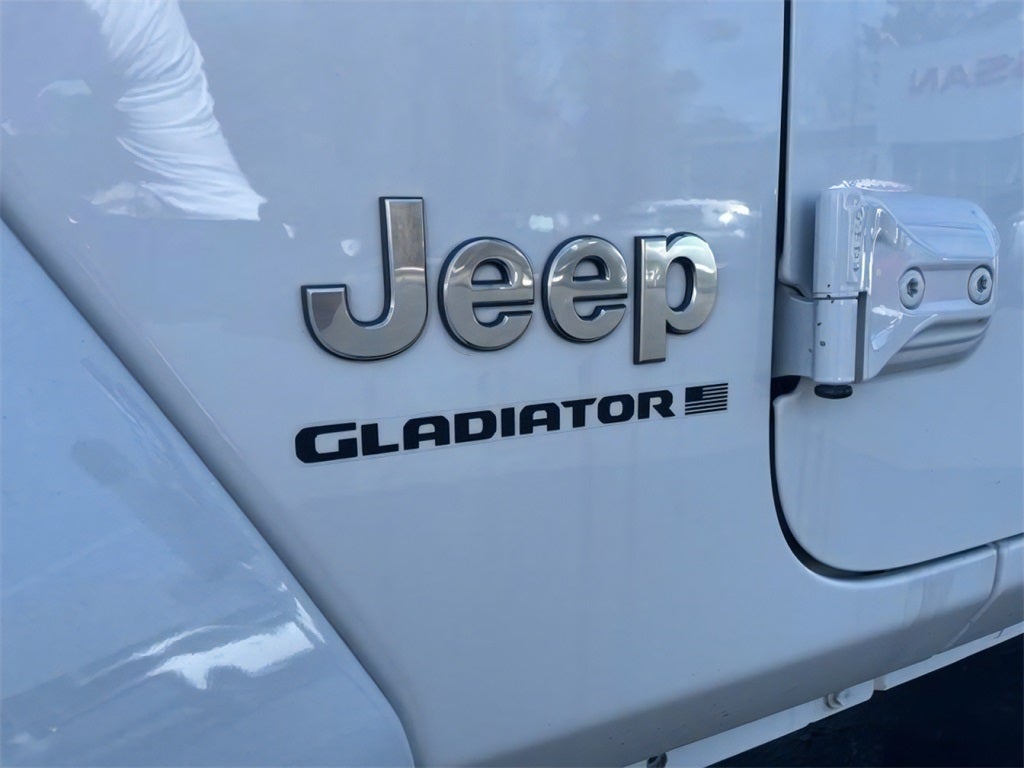 2023 Jeep Gladiator Overland