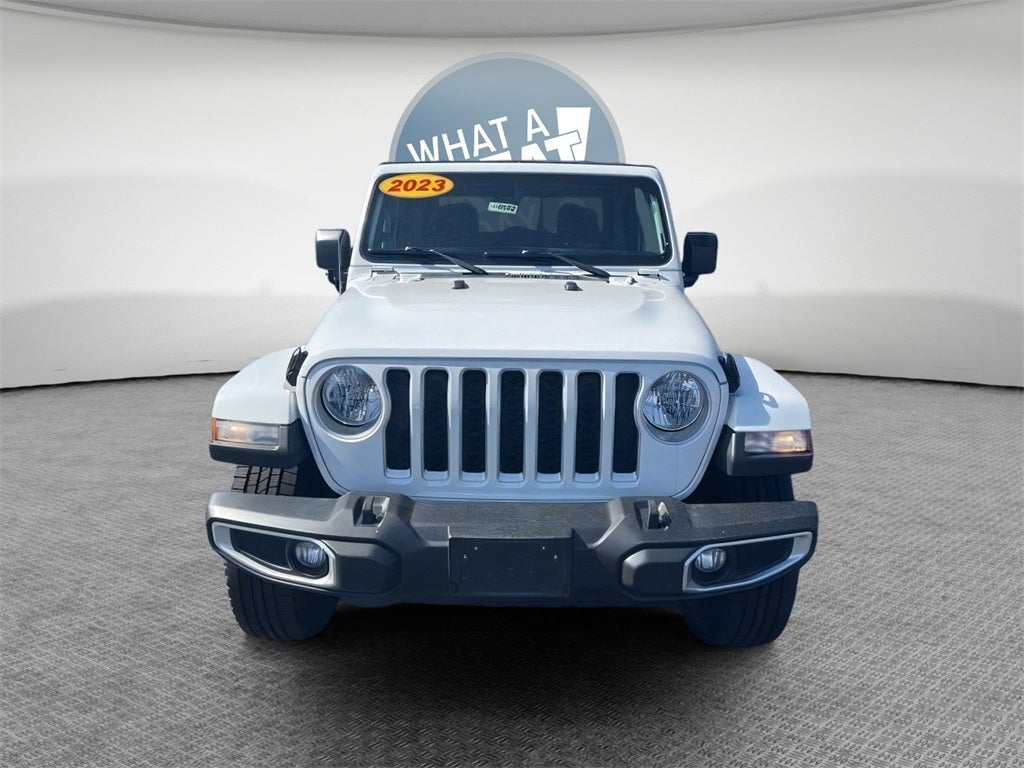 2023 Jeep Gladiator Overland