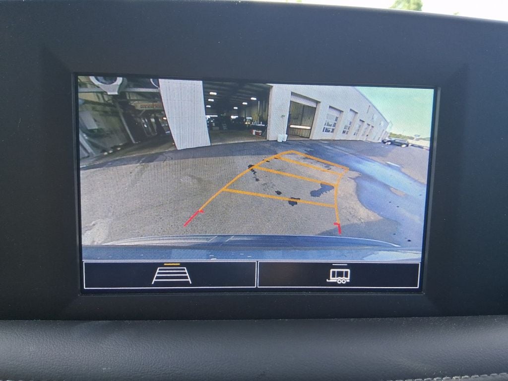 2024 Chevrolet Suburban LS