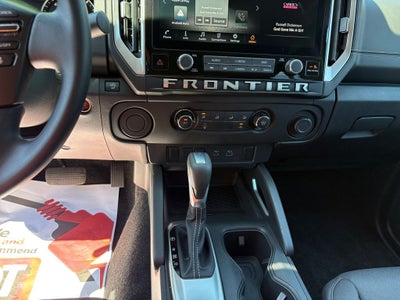 2025 Nissan Frontier SV