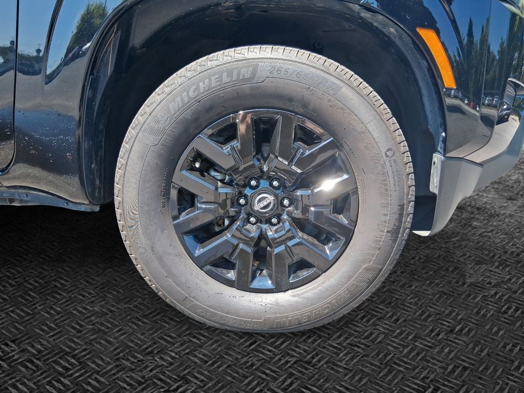 2023 Nissan Frontier SV