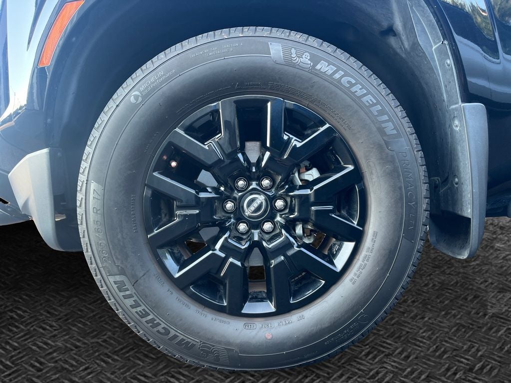 2023 Nissan Frontier SV