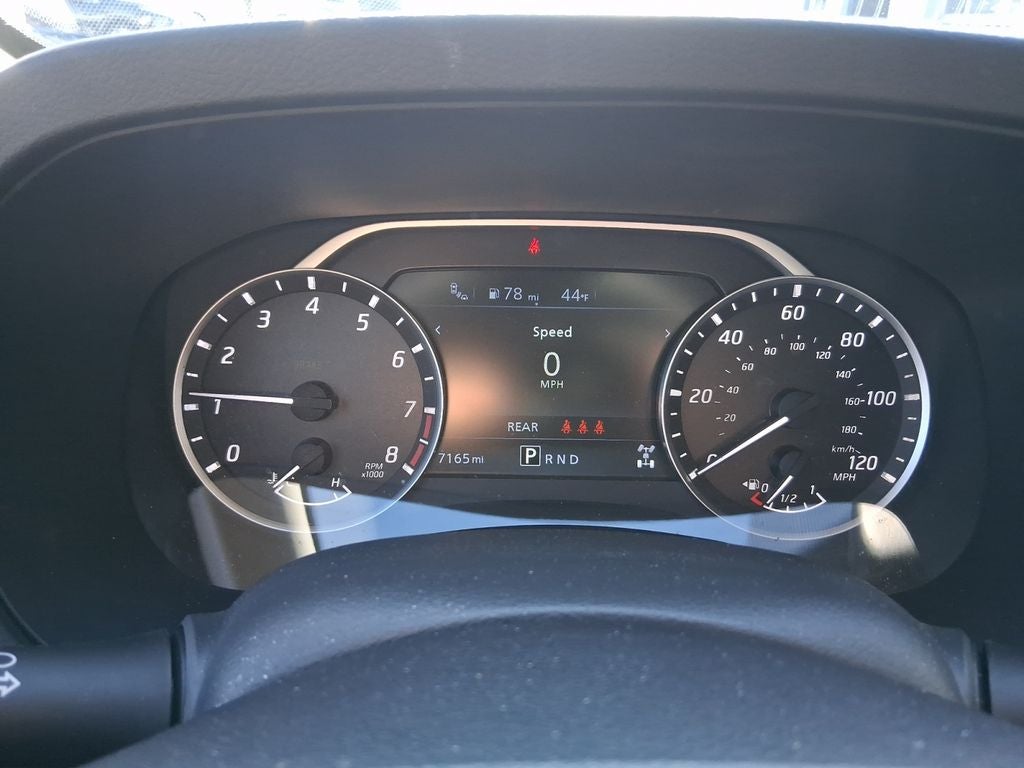 2025 Nissan Frontier SV