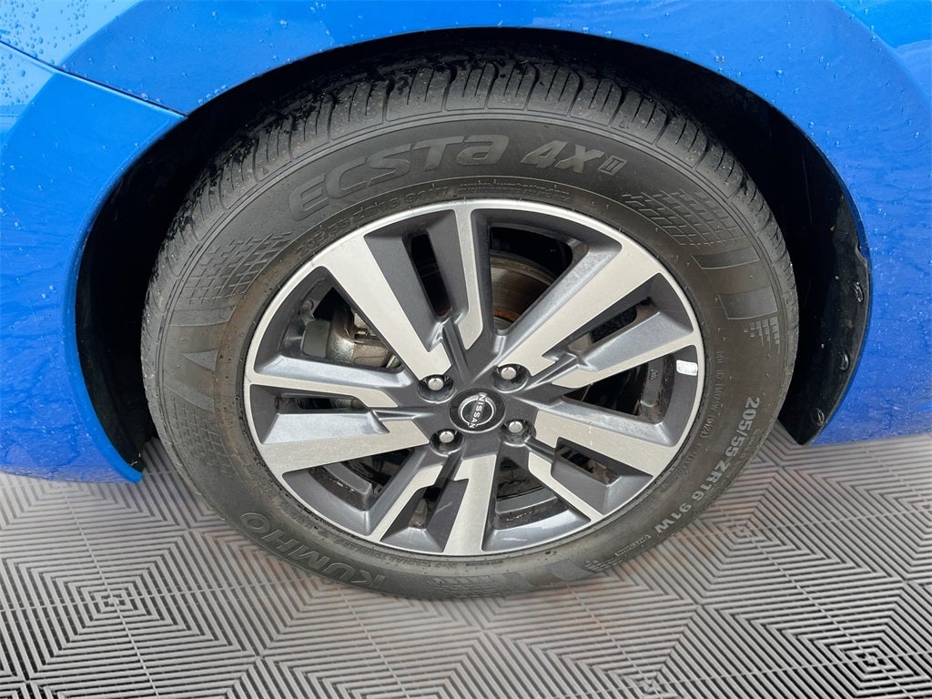 2023 Nissan Versa 1.6 SV