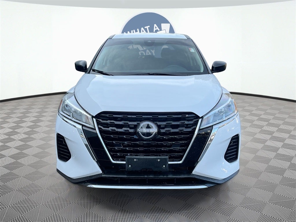 2023 Nissan Kicks S