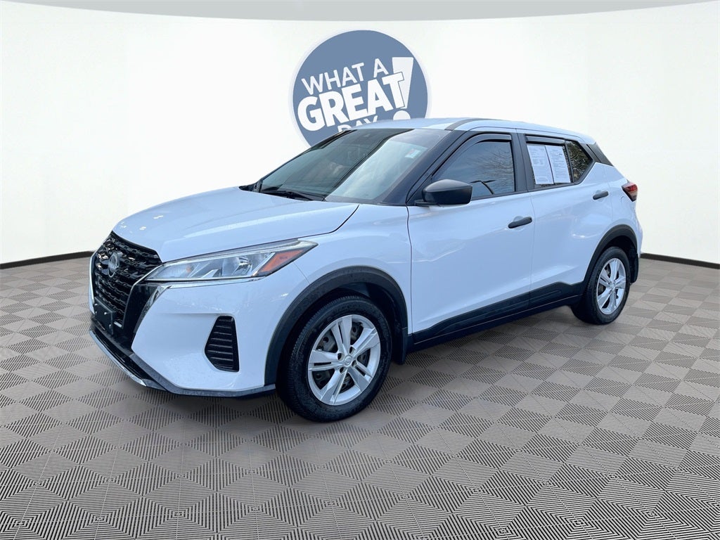 2023 Nissan Kicks S