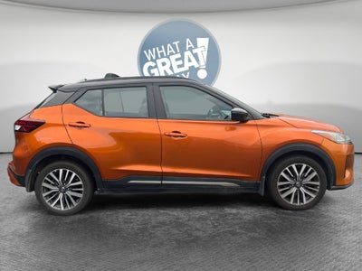 2021 Nissan Kicks SR
