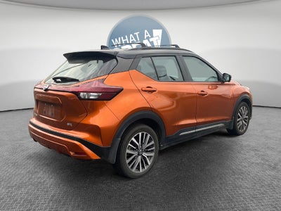 2021 Nissan Kicks SR