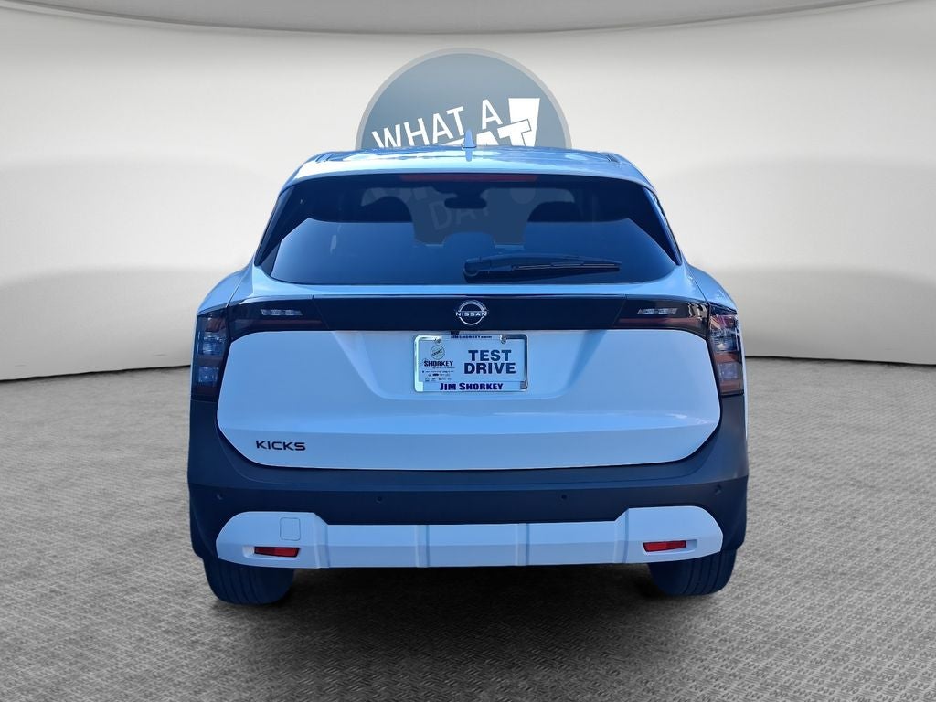 2025 Nissan Kicks SV