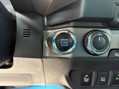 2023 Toyota Tacoma TRD Sport V6