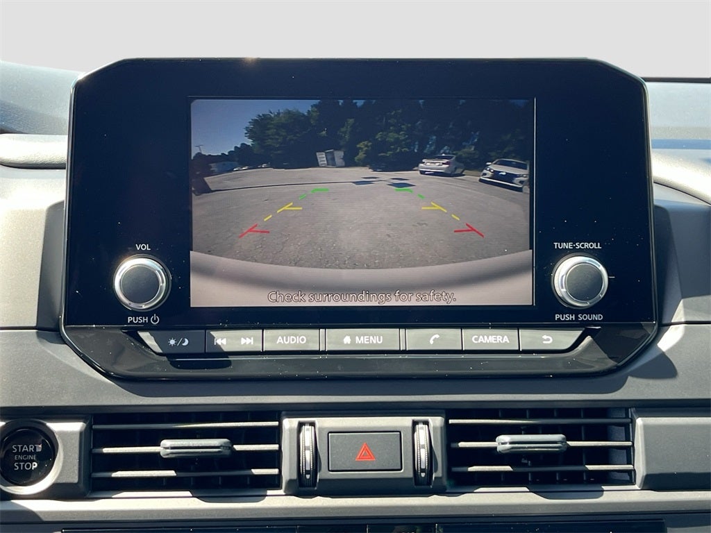 2025 Nissan Pathfinder S