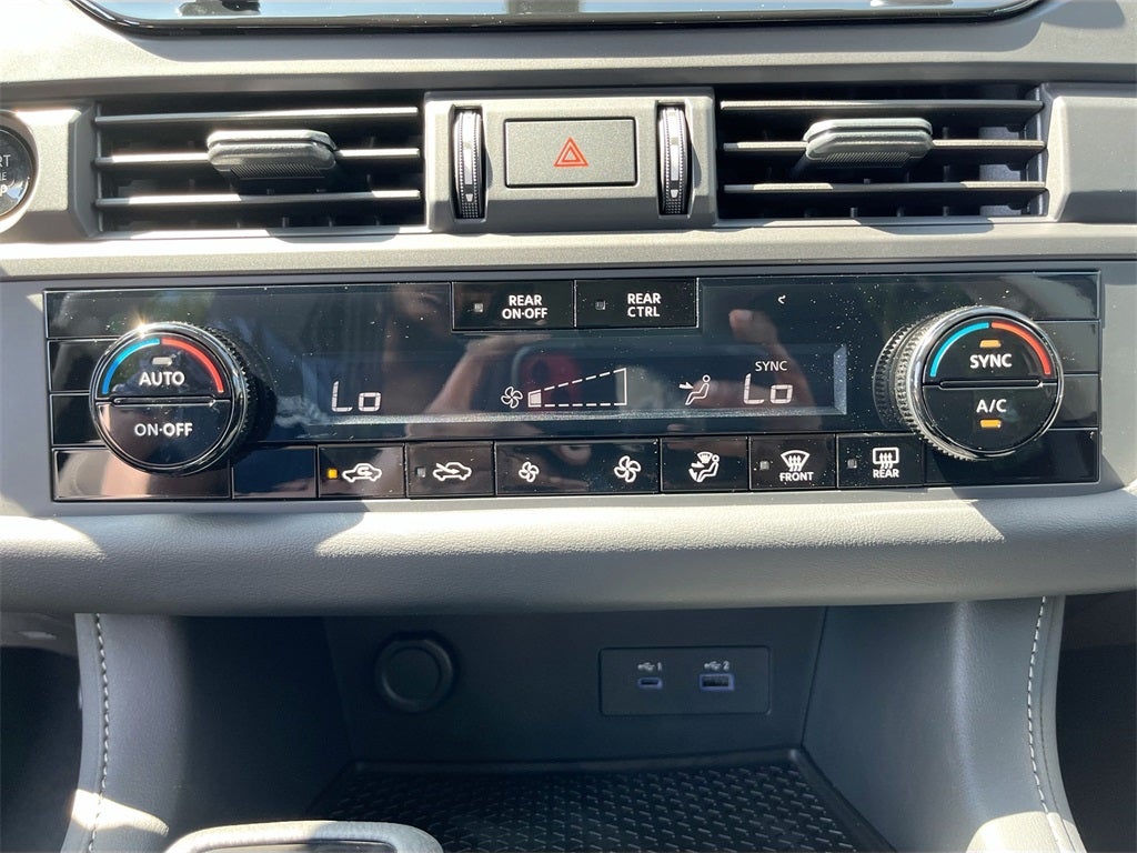 2025 Nissan Pathfinder S