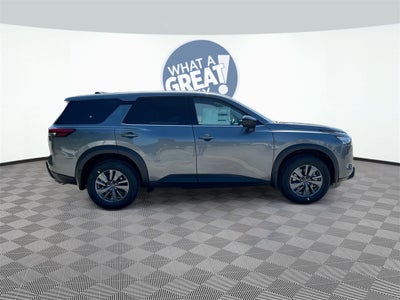 2025 Nissan Pathfinder S