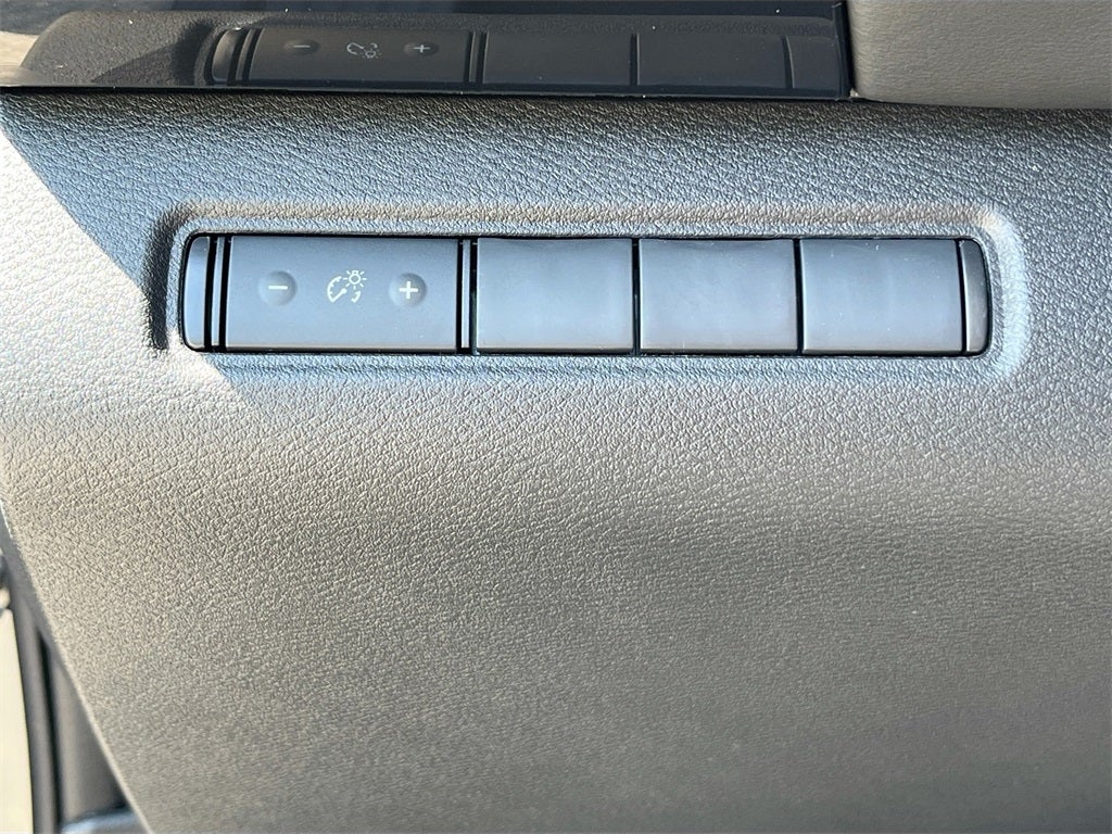 2025 Nissan Pathfinder S