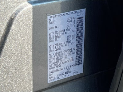 2022 Nissan Pathfinder SV