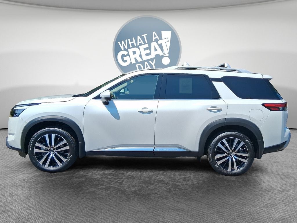 2025 Nissan Pathfinder Platinum
