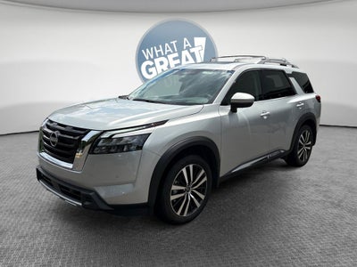 2025 Nissan Pathfinder Platinum