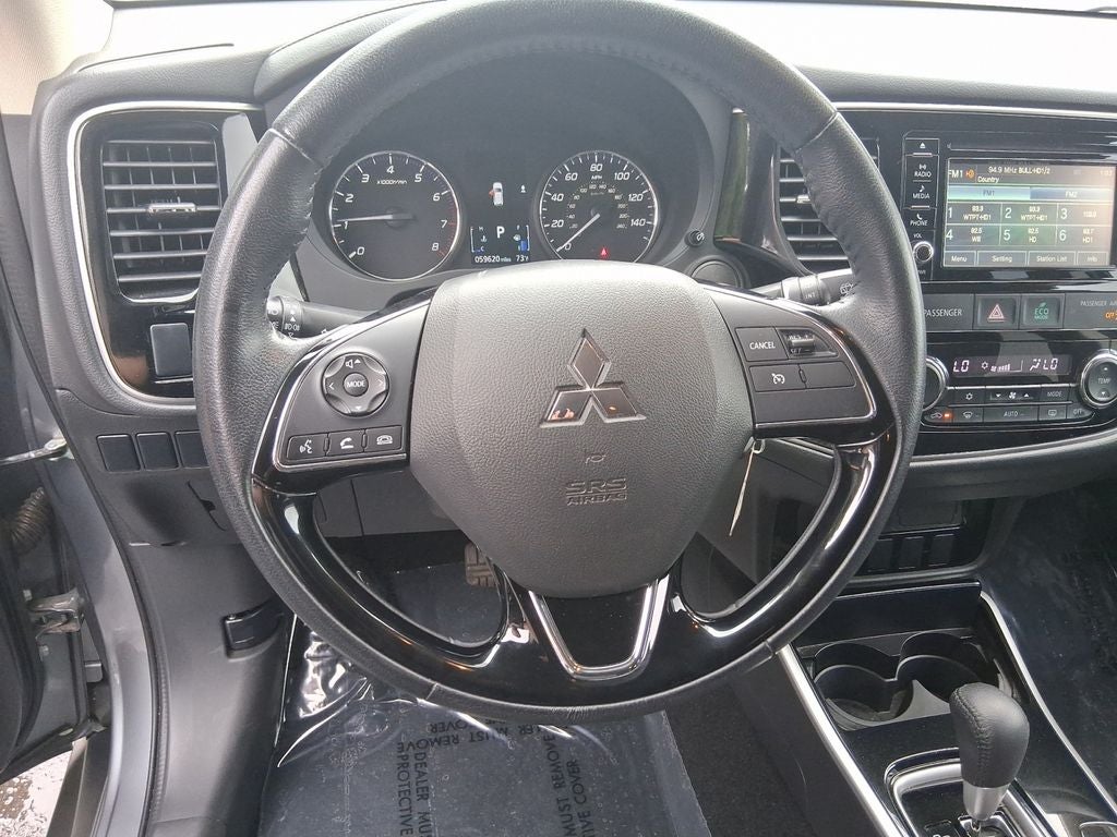 2017 Mitsubishi Outlander ES