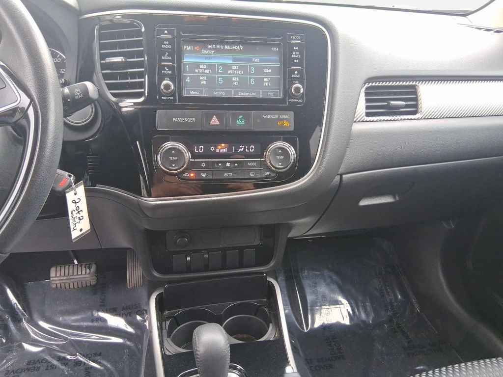 2017 Mitsubishi Outlander ES