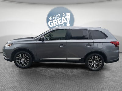 2017 Mitsubishi Outlander ES