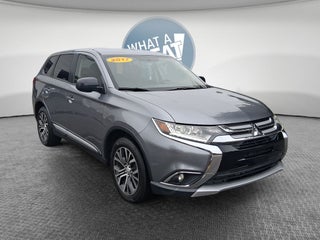 2017 Mitsubishi Outlander ES