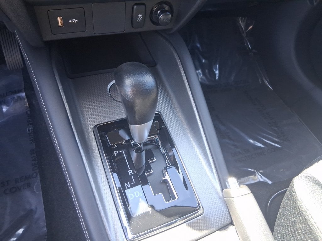 2027 Mitsubishi Outlander Sport Base