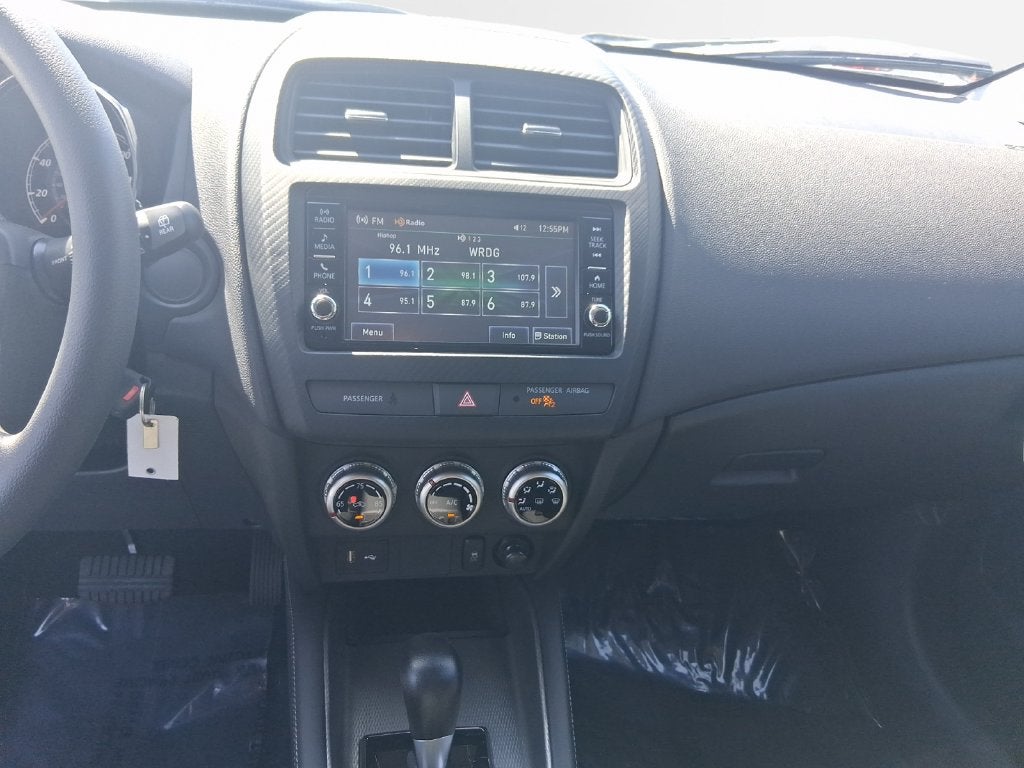 2027 Mitsubishi Outlander Sport Base
