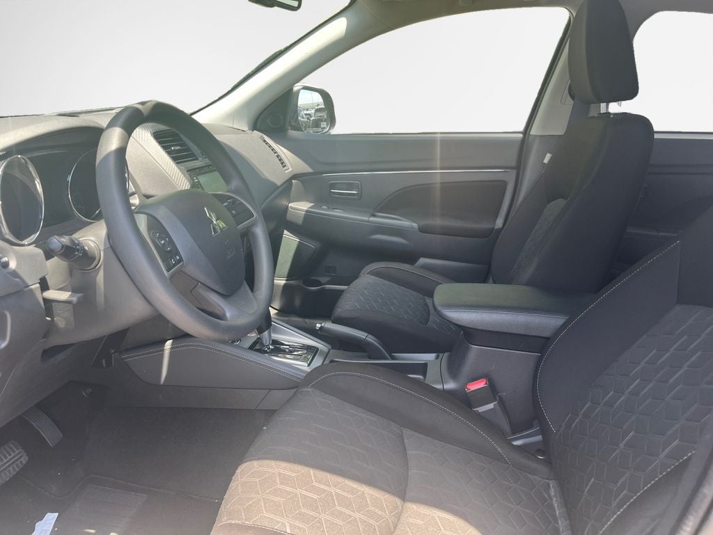 2025 Mitsubishi Outlander Sport Base