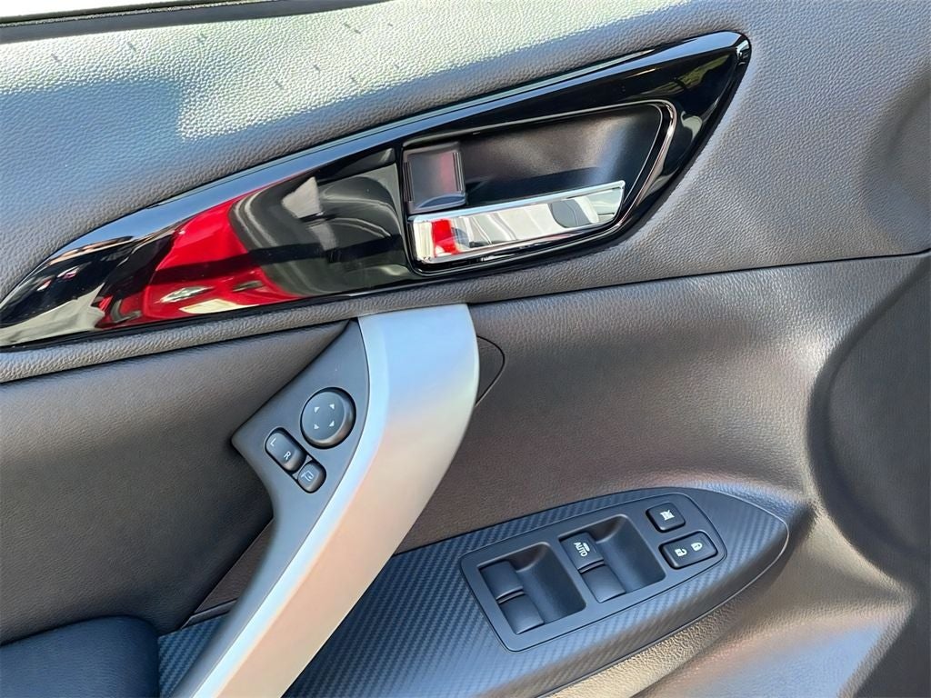 2026 Mitsubishi Eclipse Cross Base