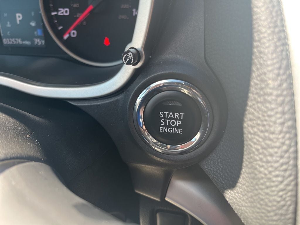 2024 Mitsubishi Eclipse Cross Base