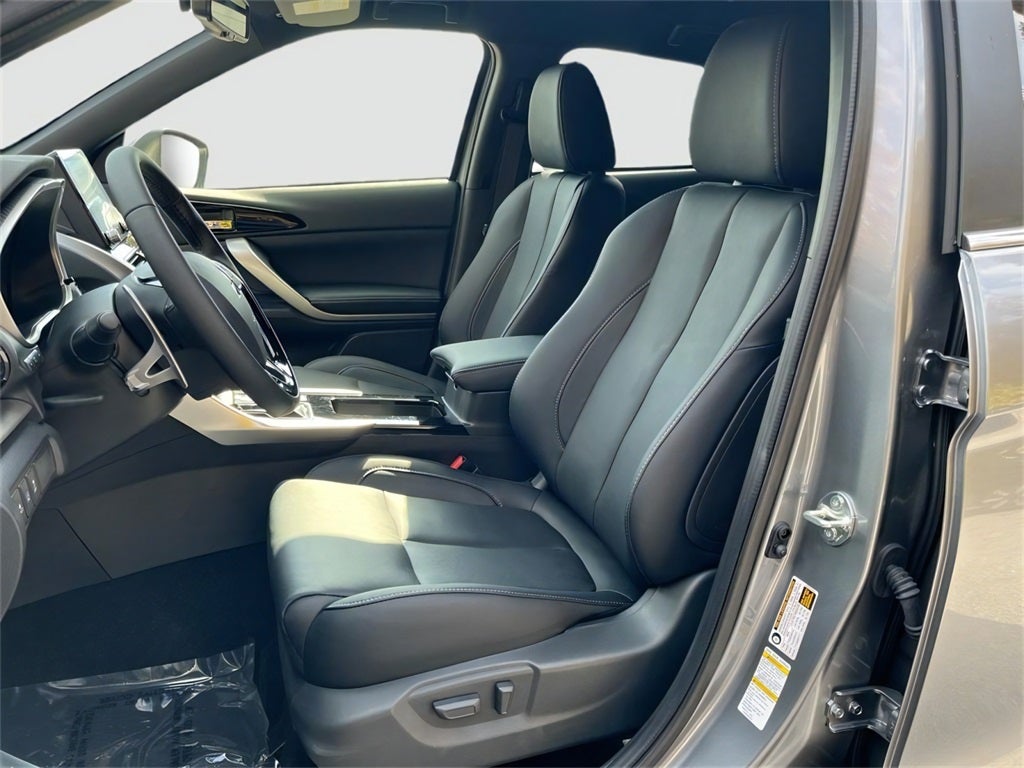 2025 Mitsubishi Eclipse Cross Base