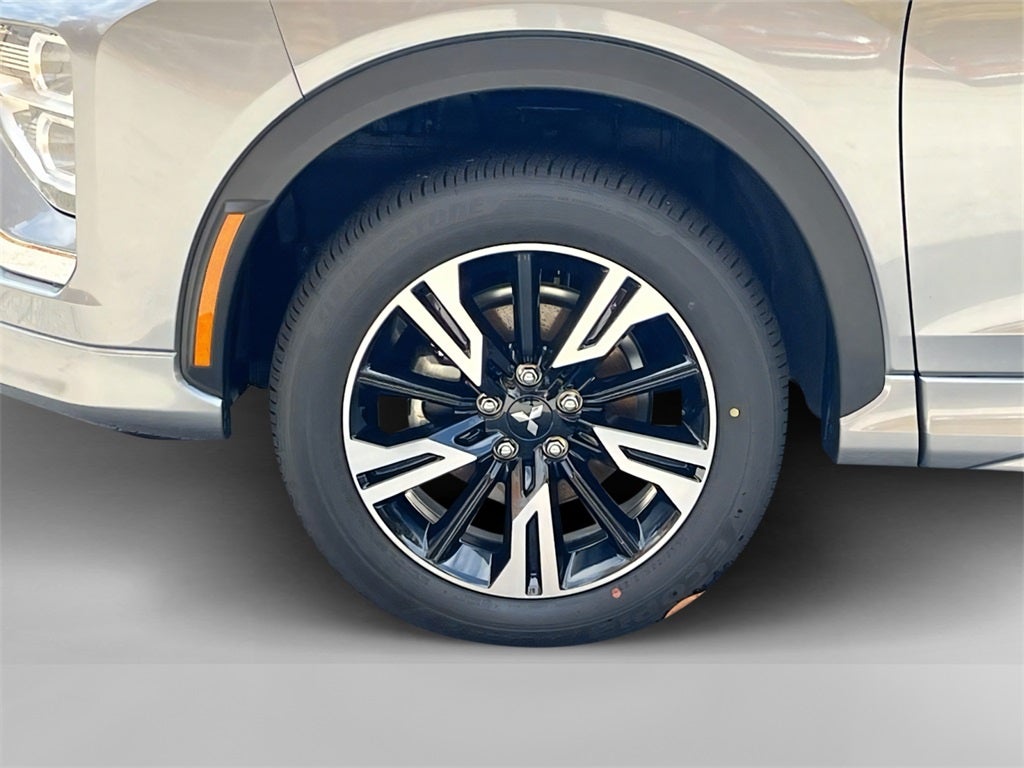 2025 Mitsubishi Eclipse Cross Base