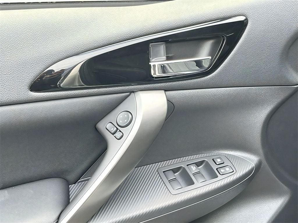 2026 Mitsubishi Eclipse Cross Base