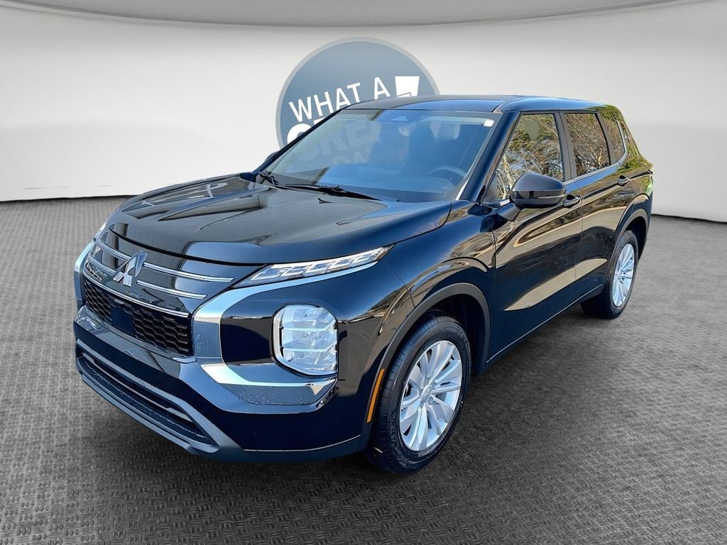 2026 Mitsubishi Outlander ES