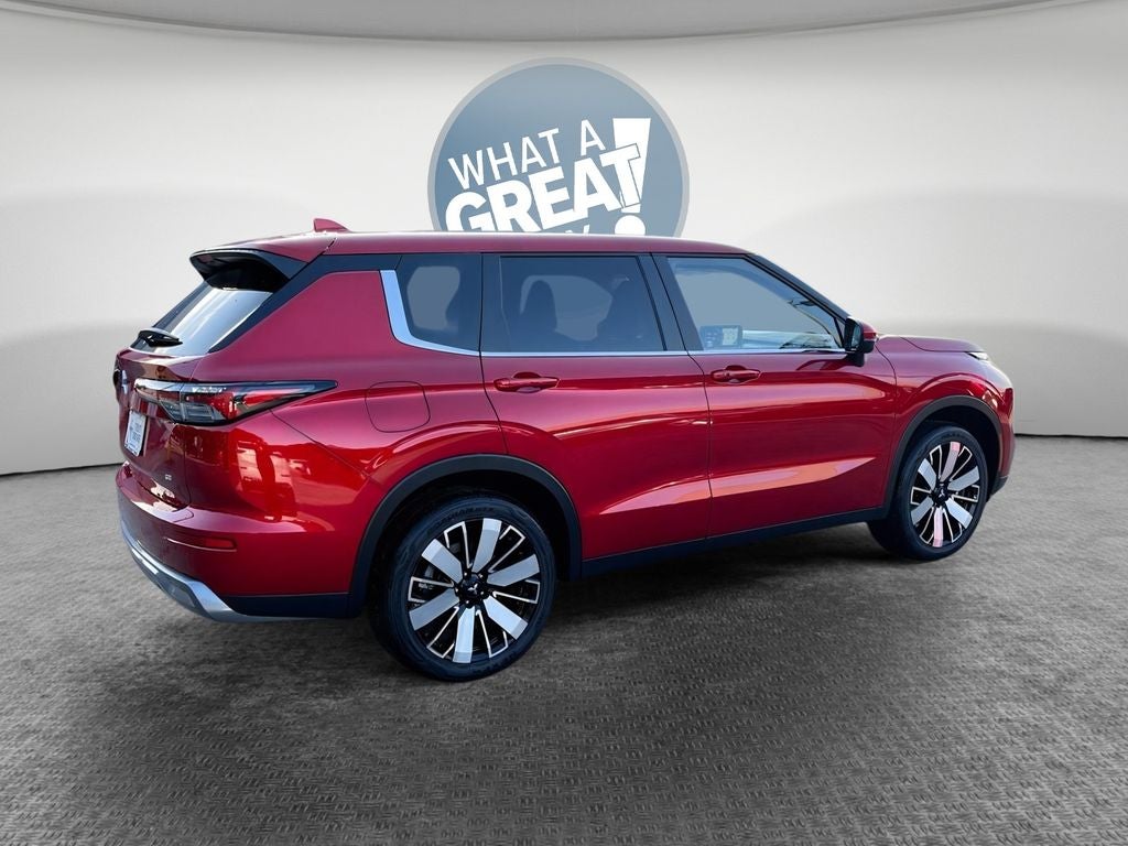 2025 Mitsubishi Outlander SE