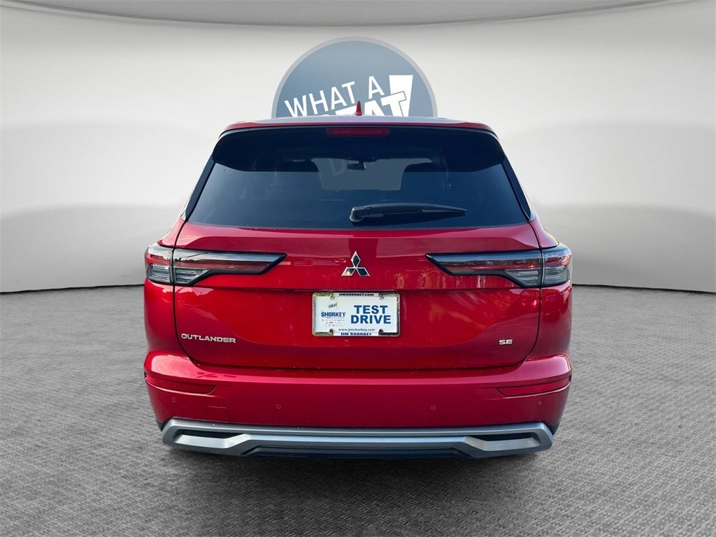 2025 Mitsubishi Outlander SE