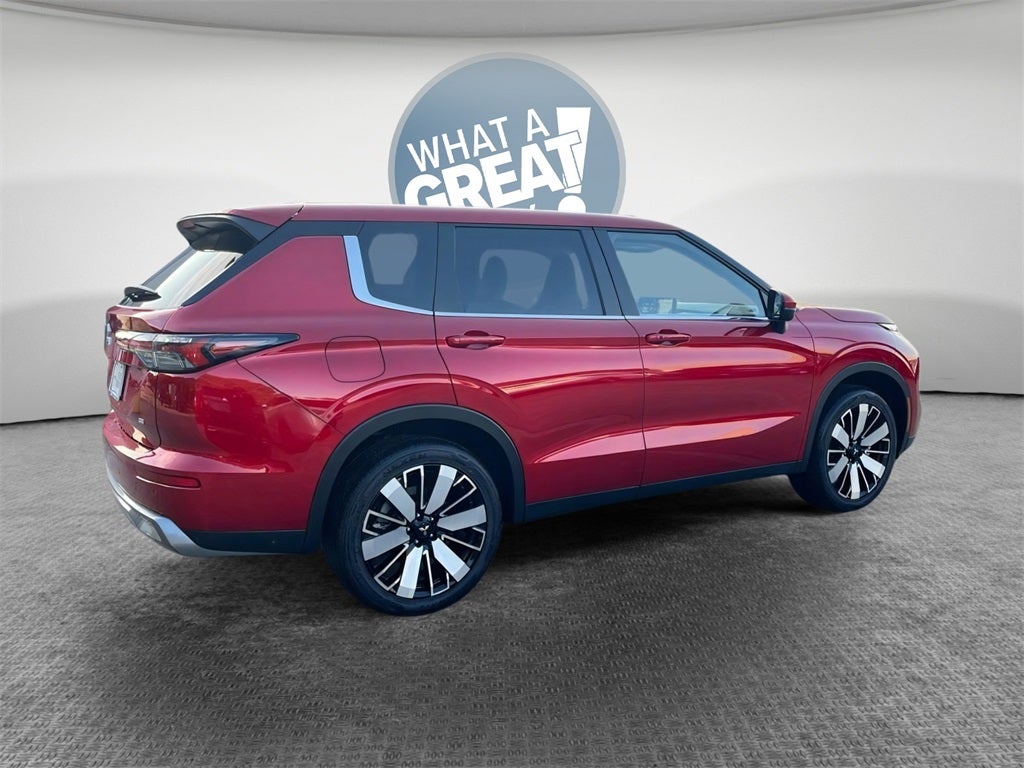 2025 Mitsubishi Outlander SE