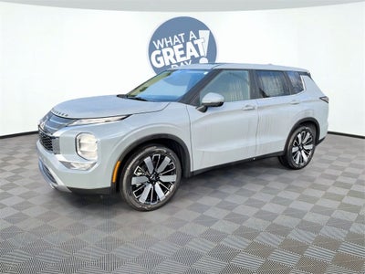 2026 Mitsubishi Outlander SE