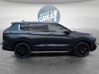 2026 Mitsubishi Outlander SE